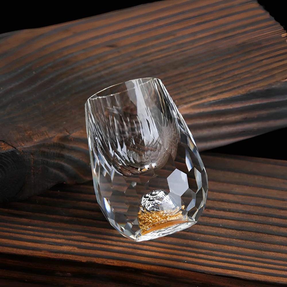 Copo Diamante Luxo com Fundo Duplo e Lascas Douradas para Baijiu, Licor, Cachaça, Tequila e Shots | Haustter
